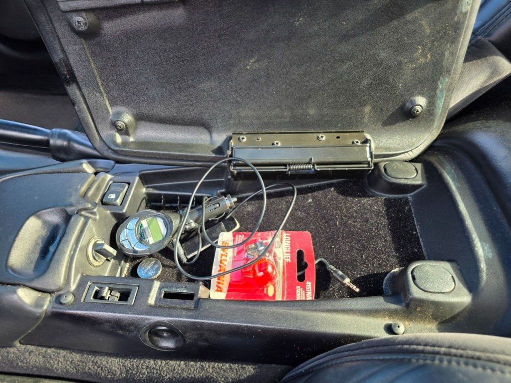 1998 Chevrolet Corvette Image 24