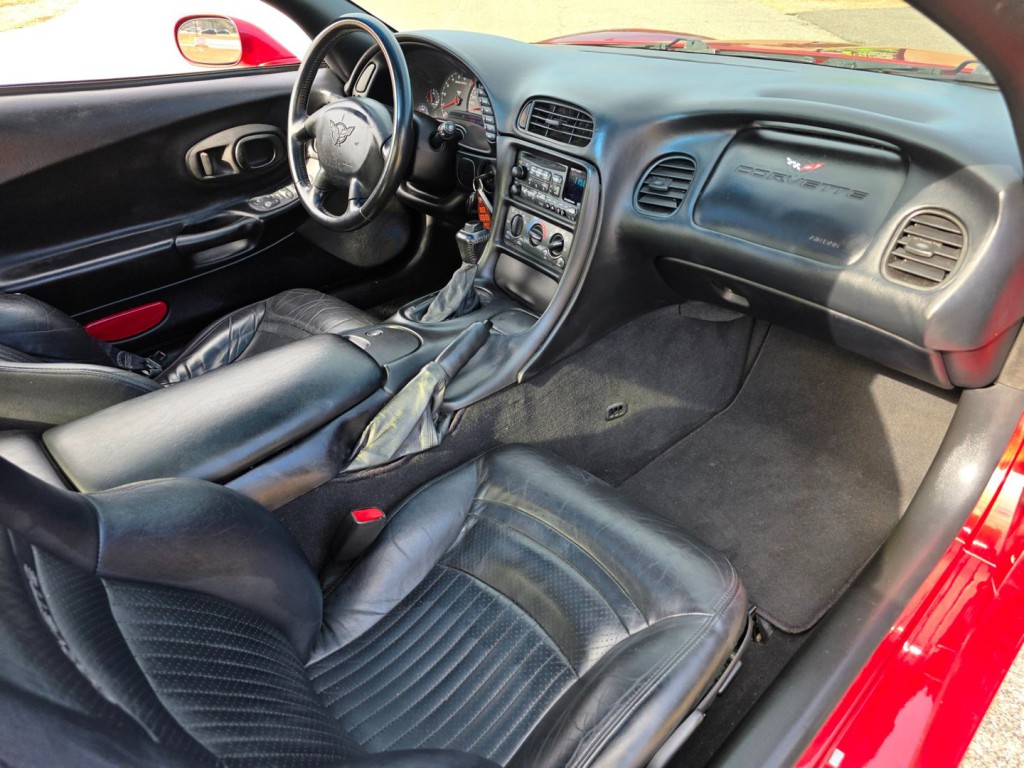 1998 Chevrolet Corvette Image 28