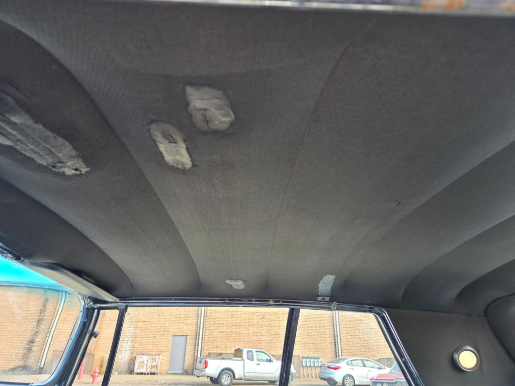 1966 Chrysler Imperial Image 34