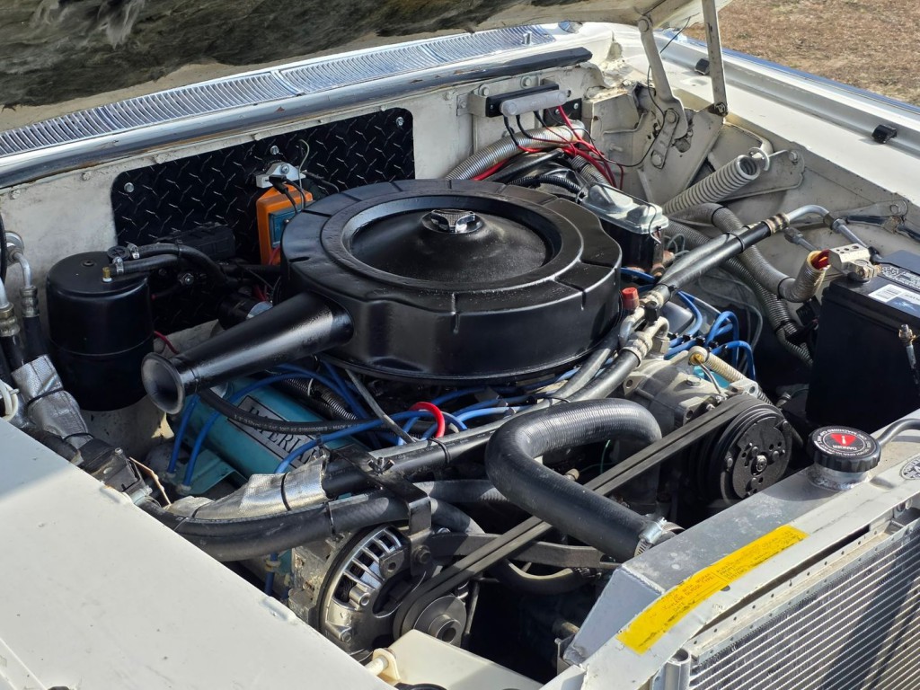 1966 Chrysler Imperial Image 42