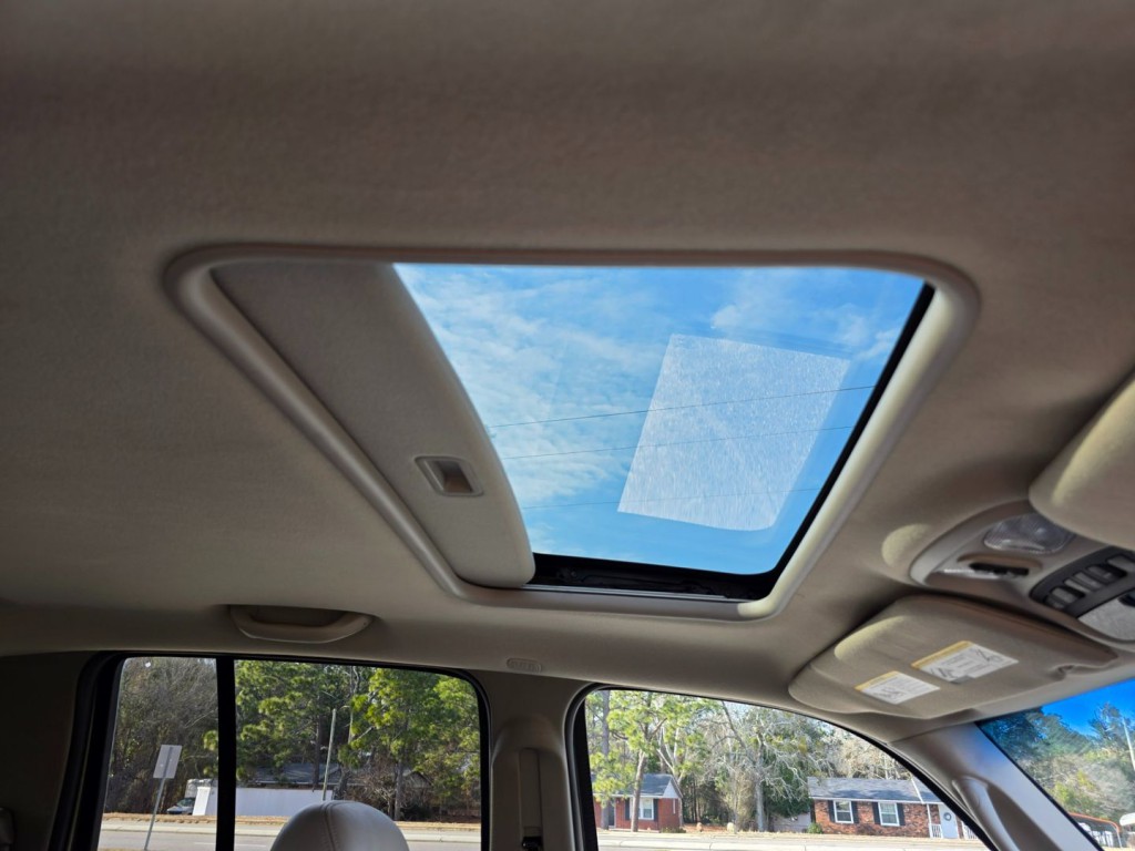 2005 Jeep Liberty Image 34