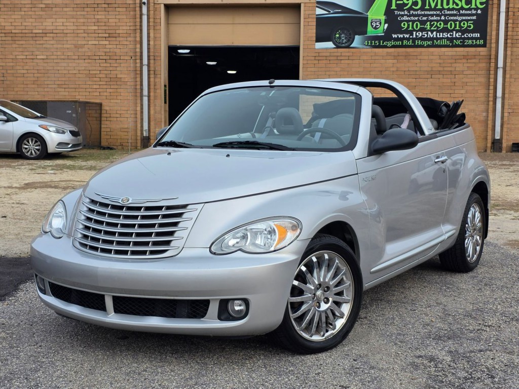 2006 Chrysler PT Cruiser Image 13
