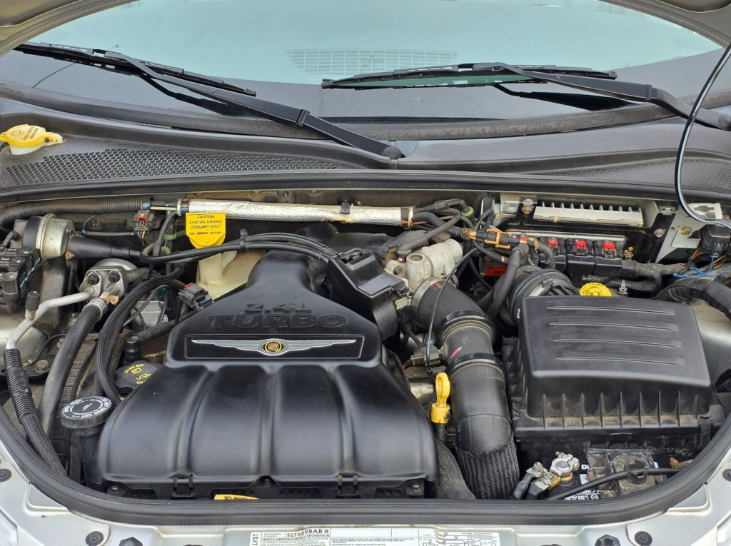 2006 Chrysler PT Cruiser Image 38