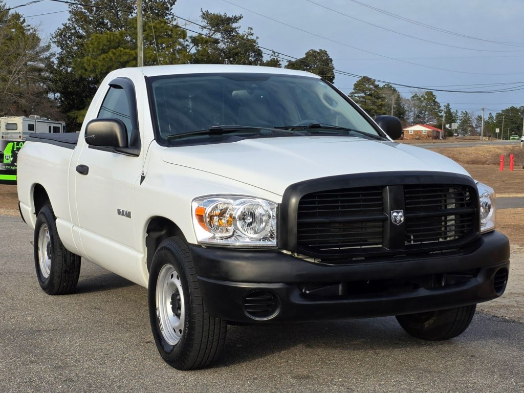 2008 Dodge Ram 1500 Image 4