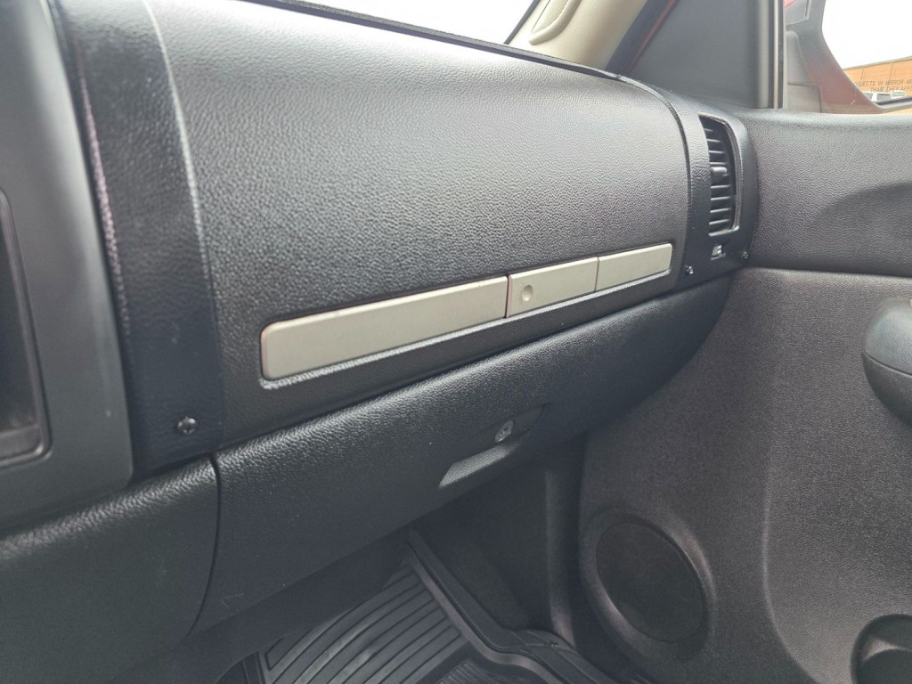 2008 Chevrolet Silverado 1500 Image 21