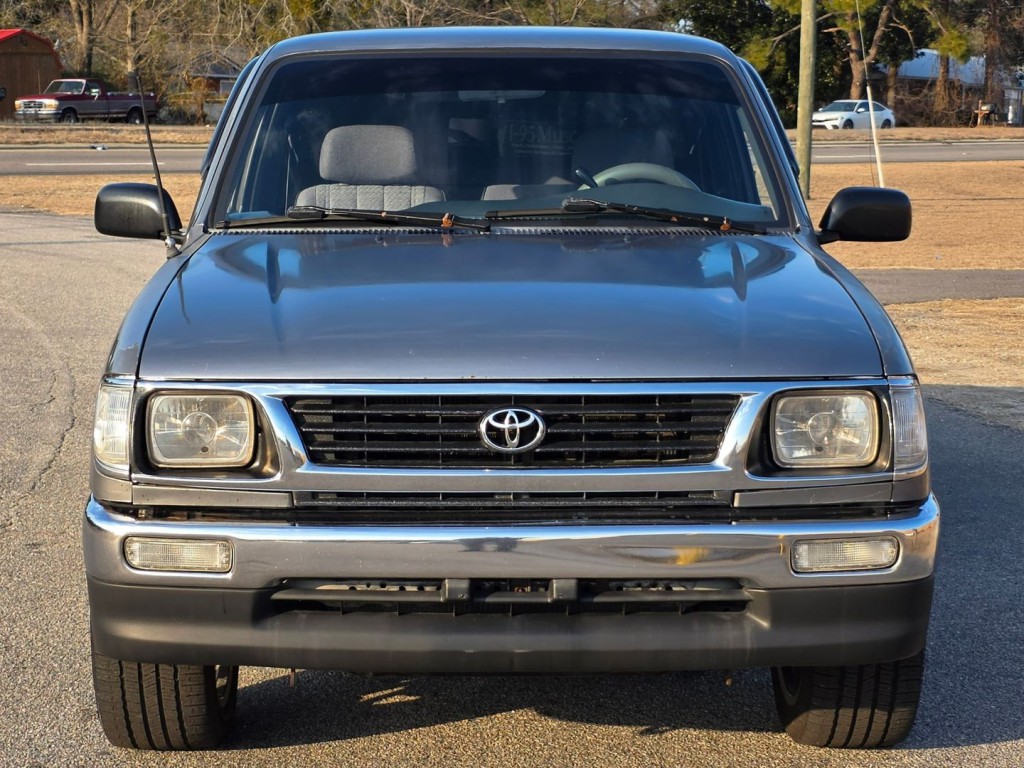 1996 Toyota Tacoma Image 3