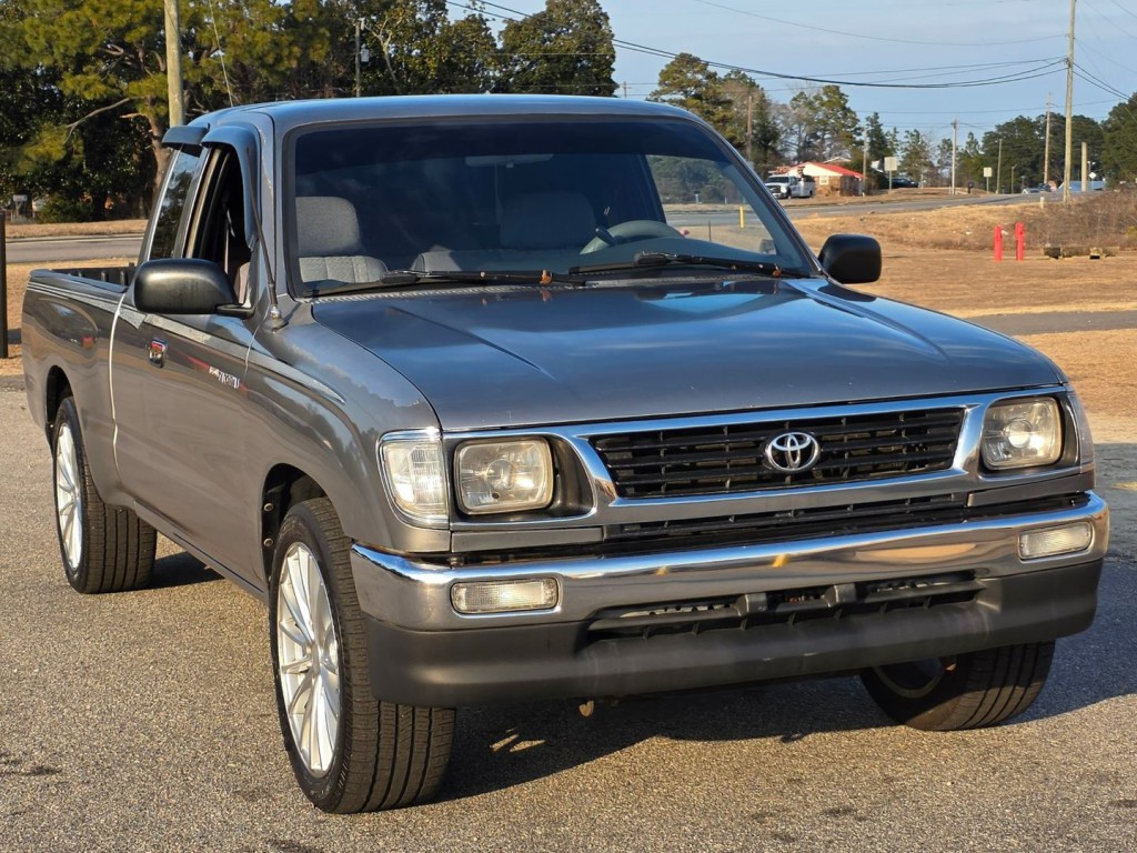 1996 Toyota Tacoma Image 4