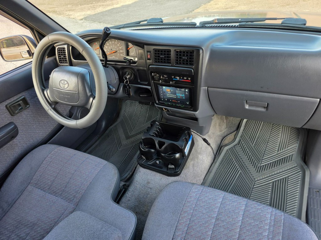 1996 Toyota Tacoma Image 30