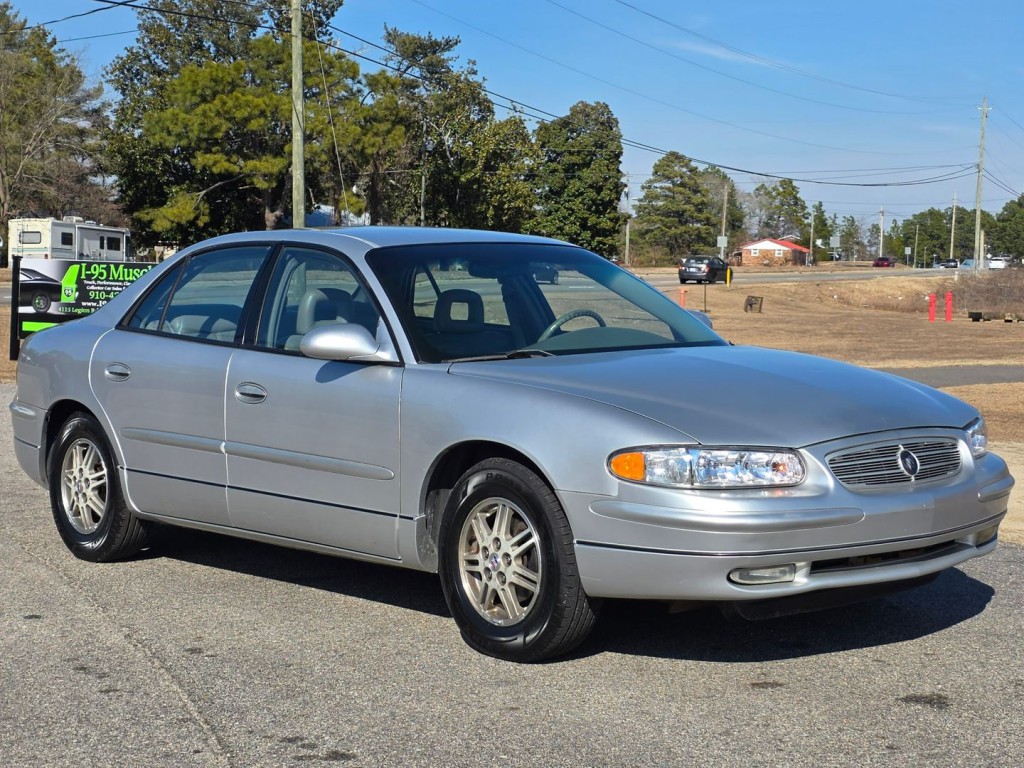 2003 Buick Regal Image 5