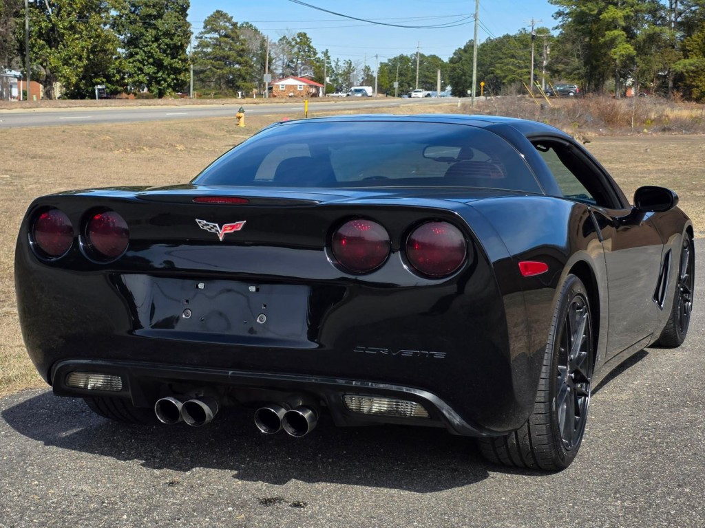 2007 Chevrolet Corvette Image 8