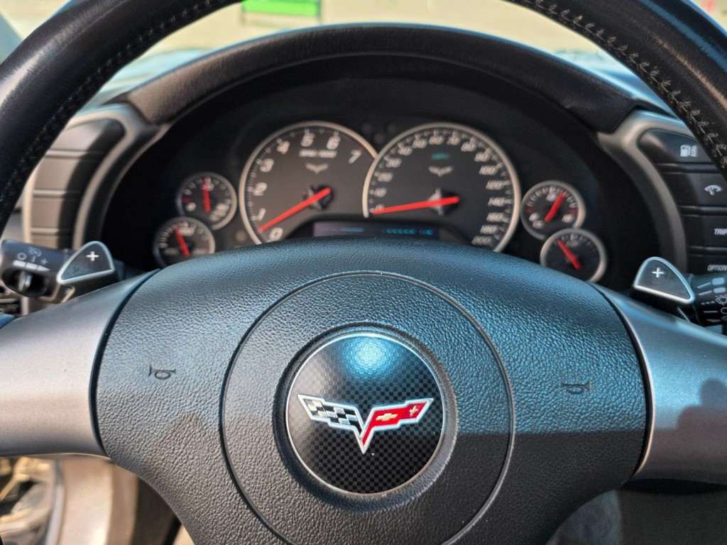 2007 Chevrolet Corvette Image 18