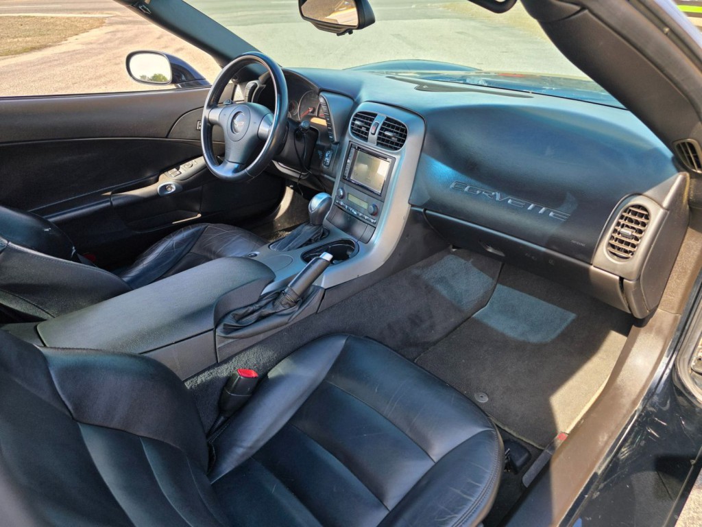 2007 Chevrolet Corvette Image 32