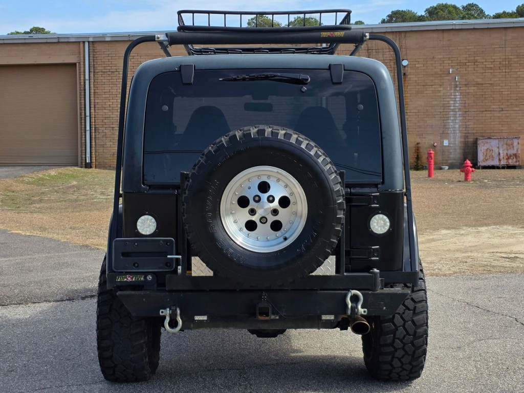 1998 Jeep Wrangler Image 9