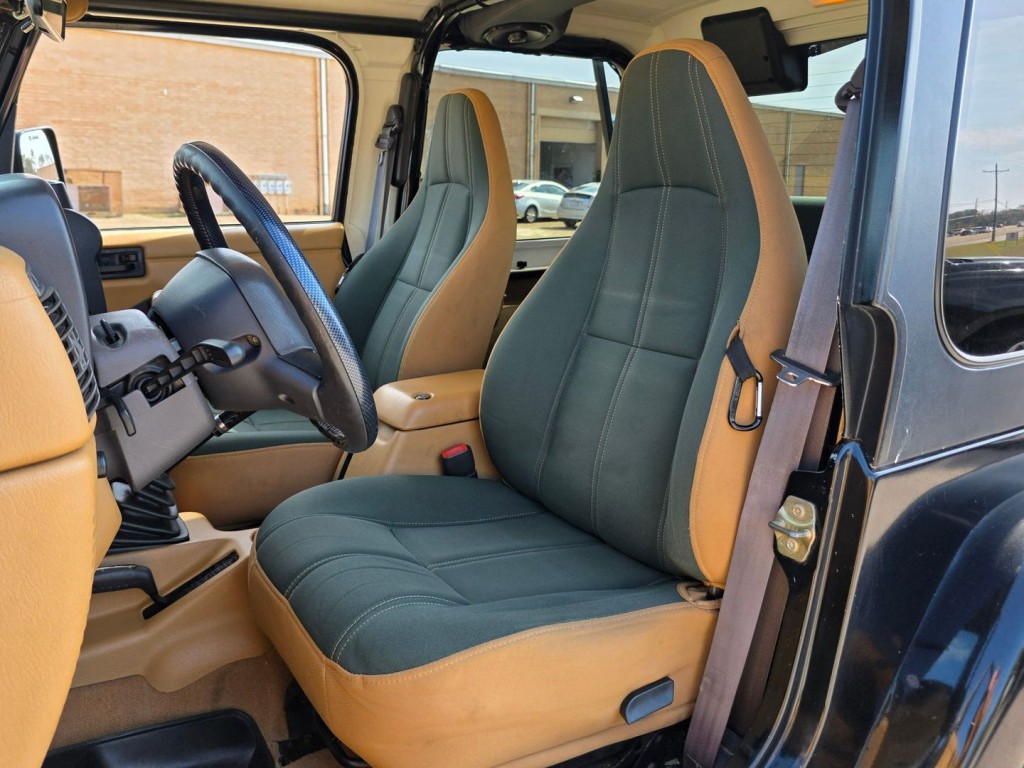 1998 Jeep Wrangler Image 26