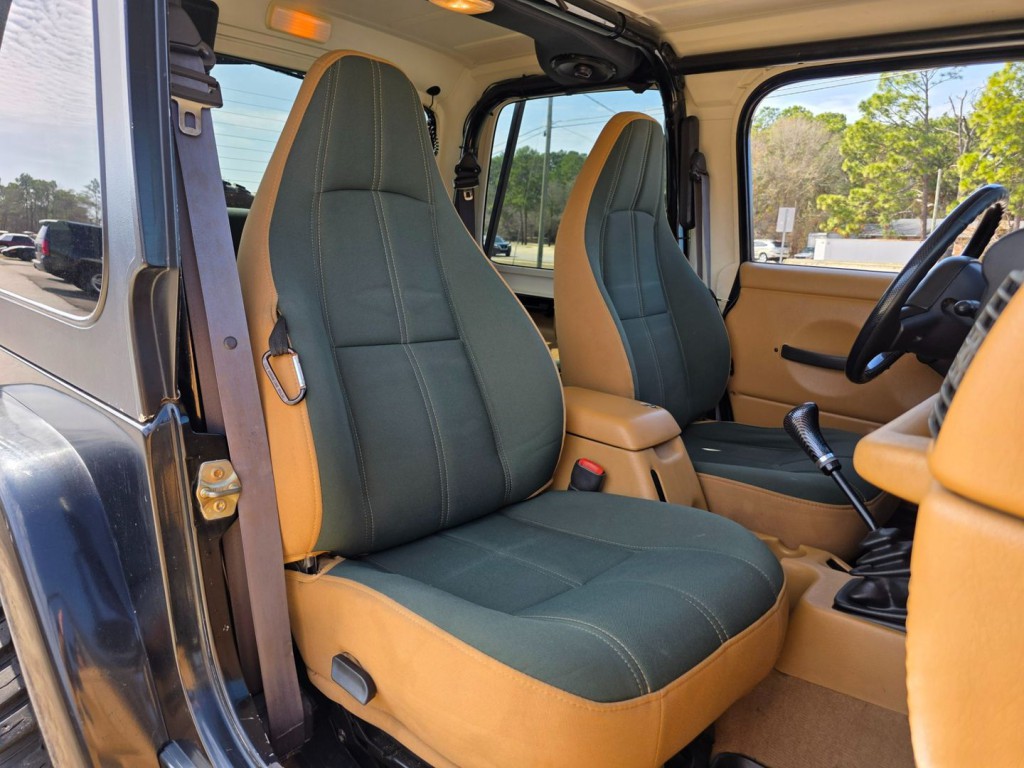 1998 Jeep Wrangler Image 29