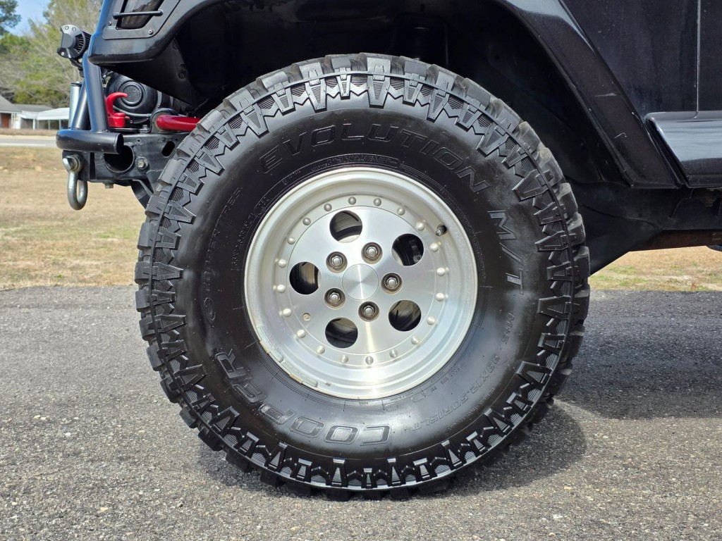 1998 Jeep Wrangler Image 46