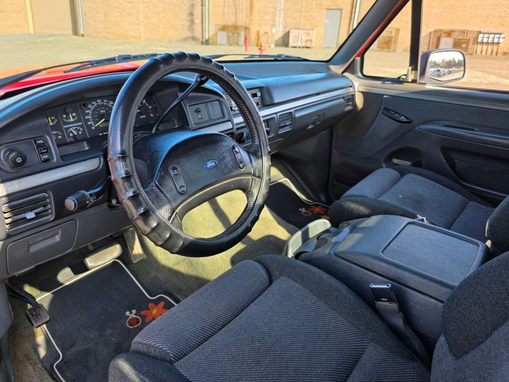 1993 Ford F-150 Image 16