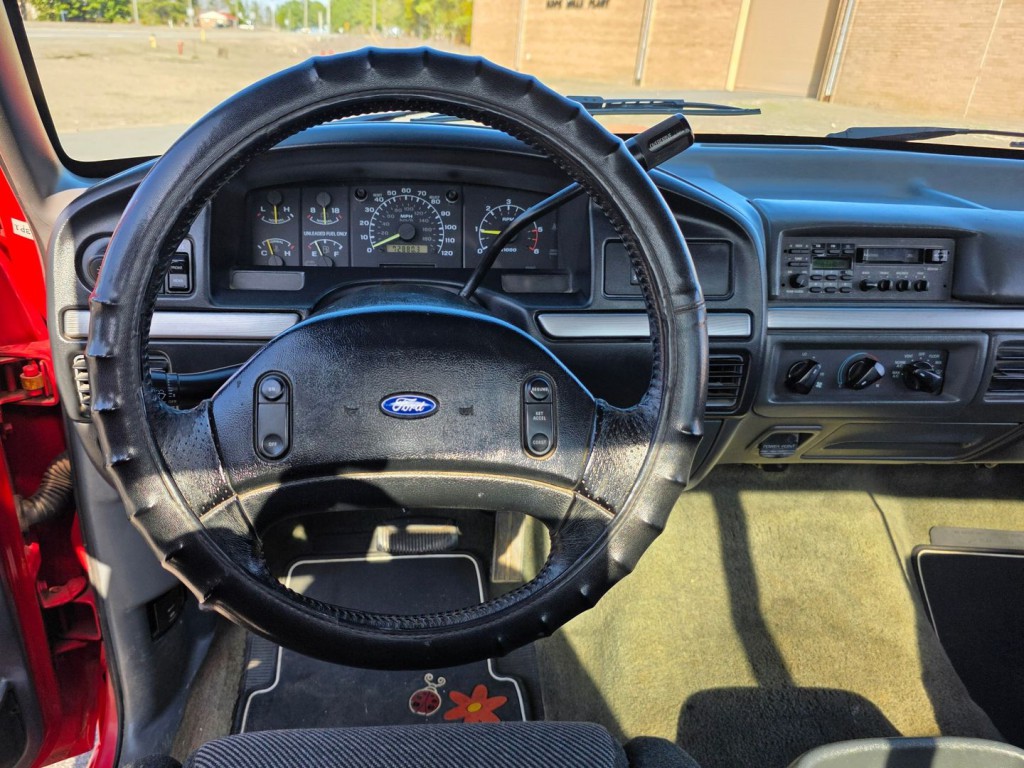 1993 Ford F-150 Image 17