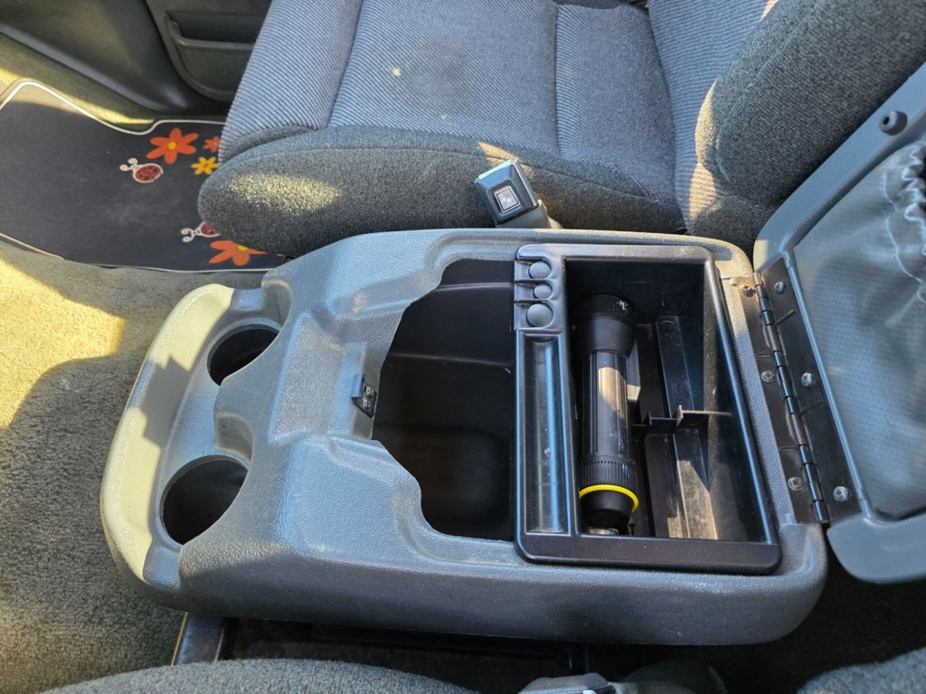 1993 Ford F-150 Image 24