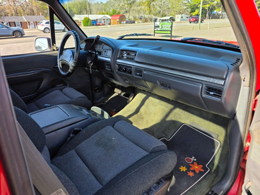 1993 Ford F-150 Image 28