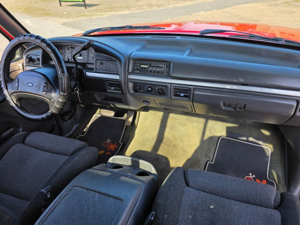 1993 Ford F-150 Image 29