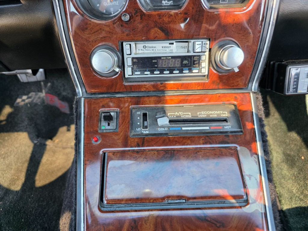 1980 Chevrolet Corvette Image 21