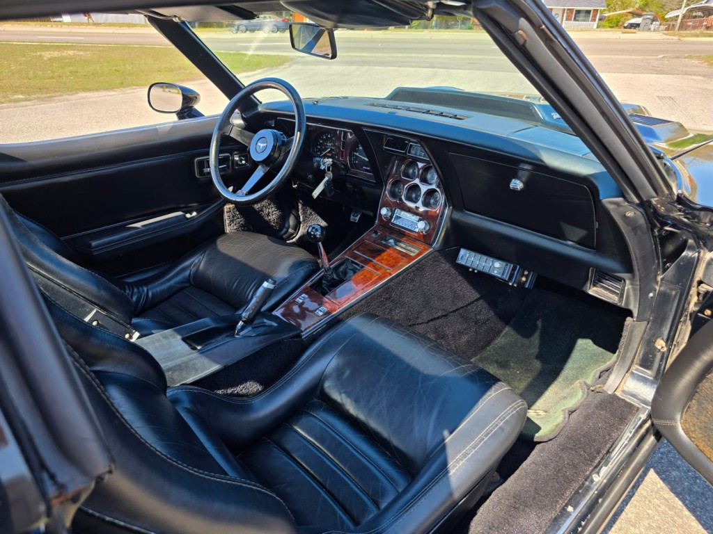 1980 Chevrolet Corvette Image 31