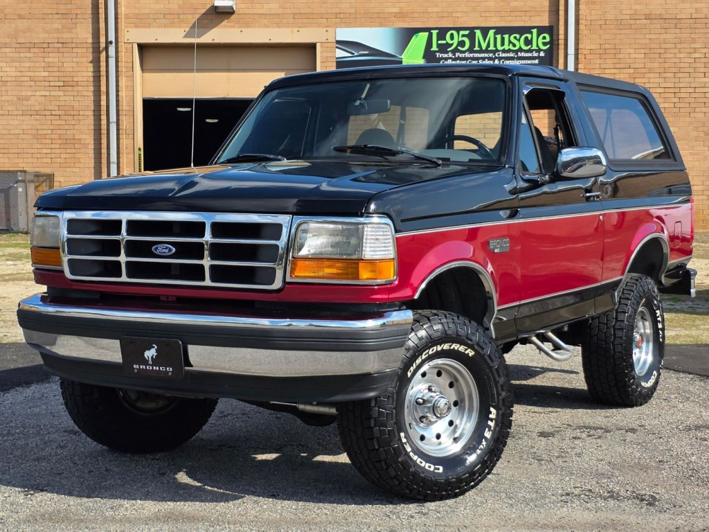 1994 Ford Bronco Image 13
