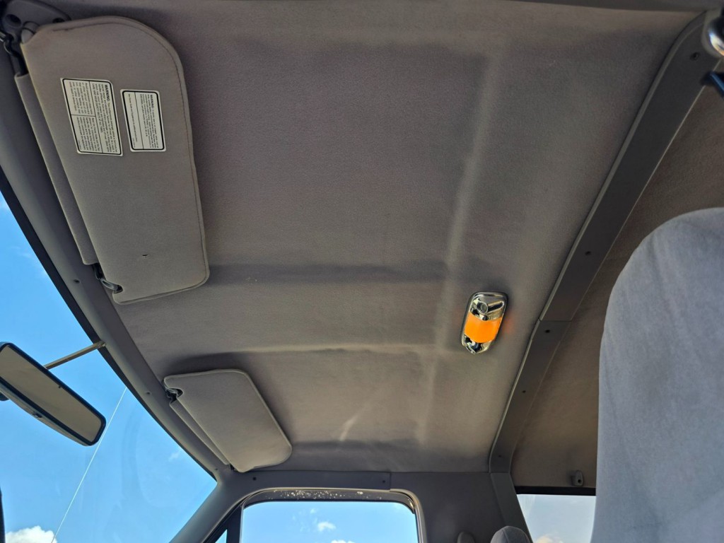 1994 Ford Bronco Image 35