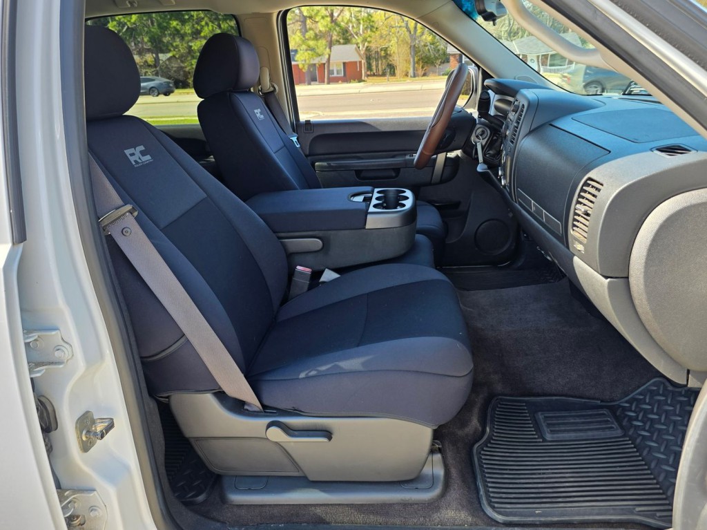 2012 Chevrolet Silverado 1500 Image 32