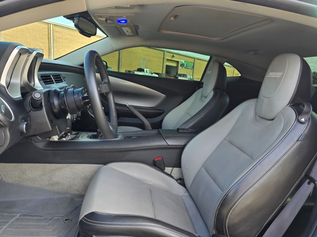 2011 Chevrolet Camaro Image 14