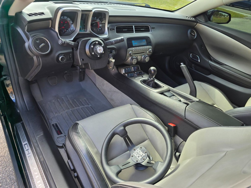 2011 Chevrolet Camaro Image 17