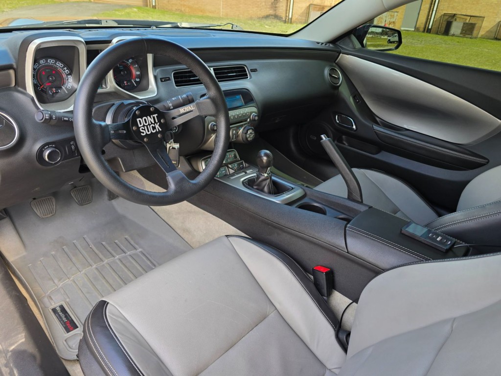 2011 Chevrolet Camaro Image 18