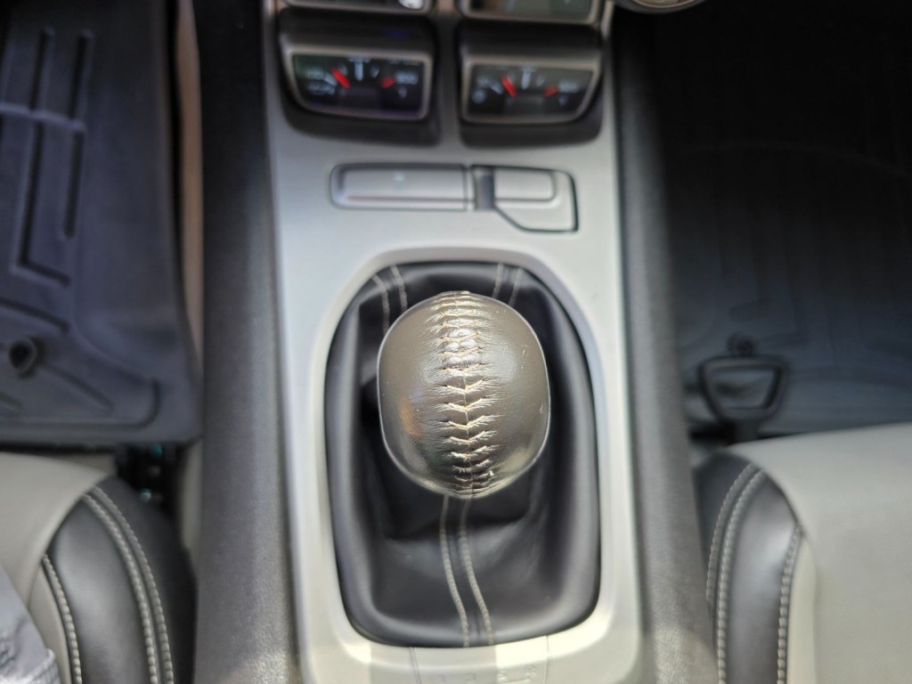 2011 Chevrolet Camaro Image 26