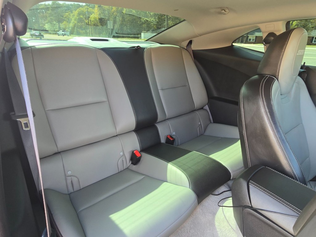 2011 Chevrolet Camaro Image 32