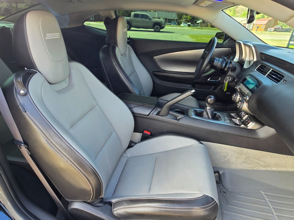 2011 Chevrolet Camaro Image 34