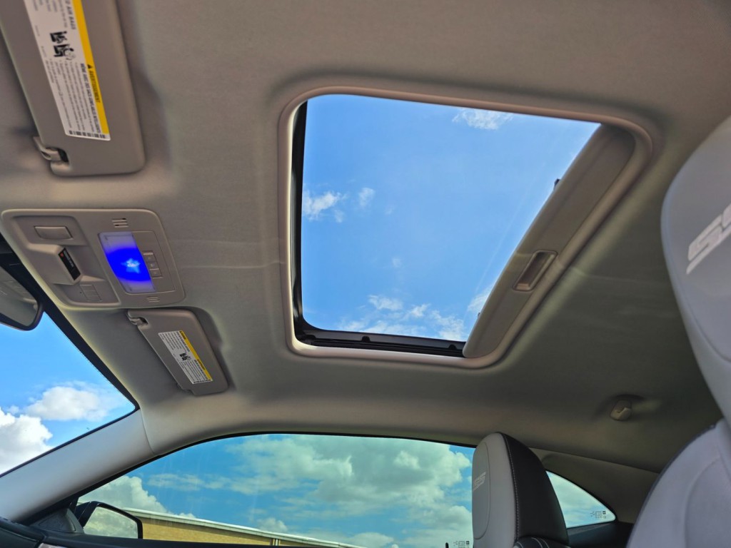 2011 Chevrolet Camaro Image 42