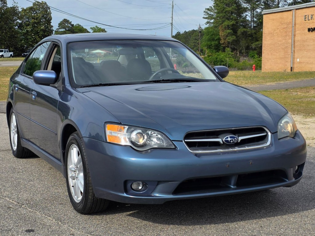 2005 Subaru Legacy Image 4