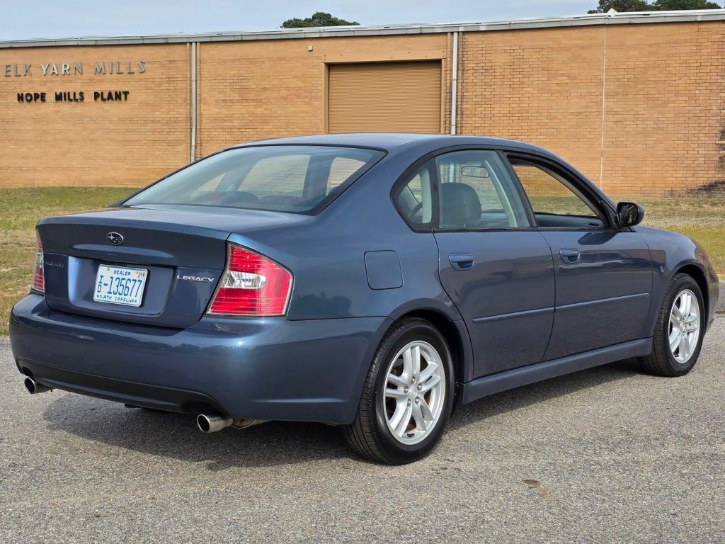 2005 Subaru Legacy Image 7