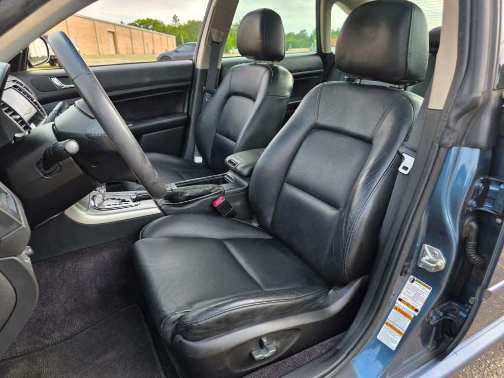 2005 Subaru Legacy Image 26