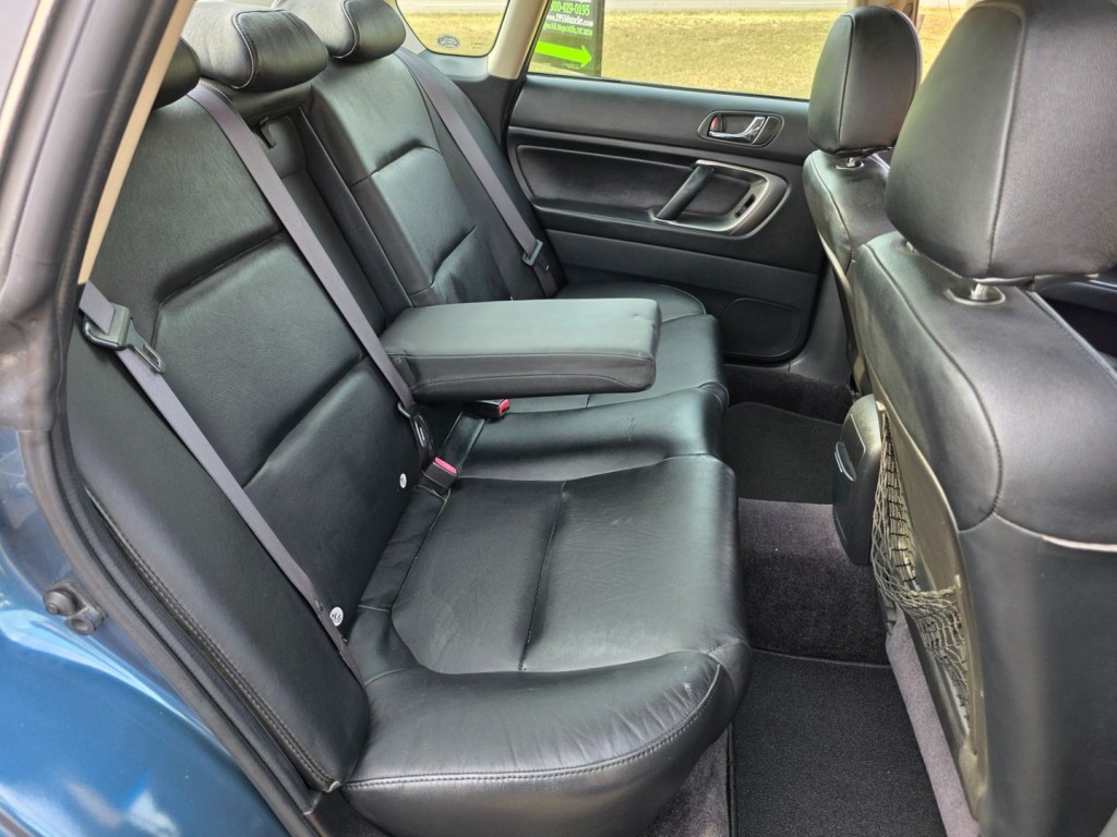 2005 Subaru Legacy Image 28