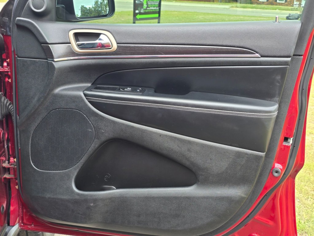 2014 Jeep Grand Cherokee Image 34