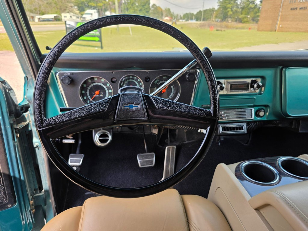 1970 Chevrolet C/K 10 Image 17