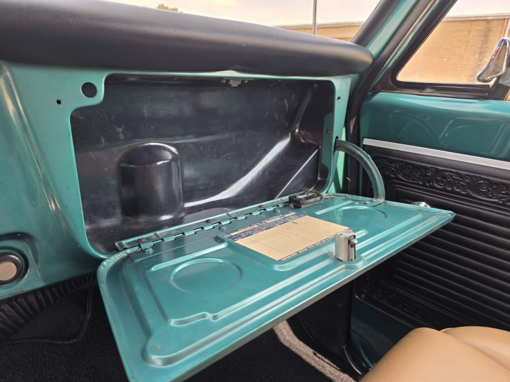 1970 Chevrolet C/K 10 Image 24