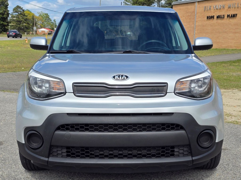 2017 Kia Soul Image 3
