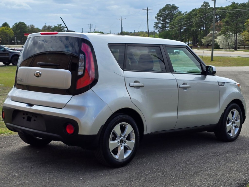 2017 Kia Soul Image 7