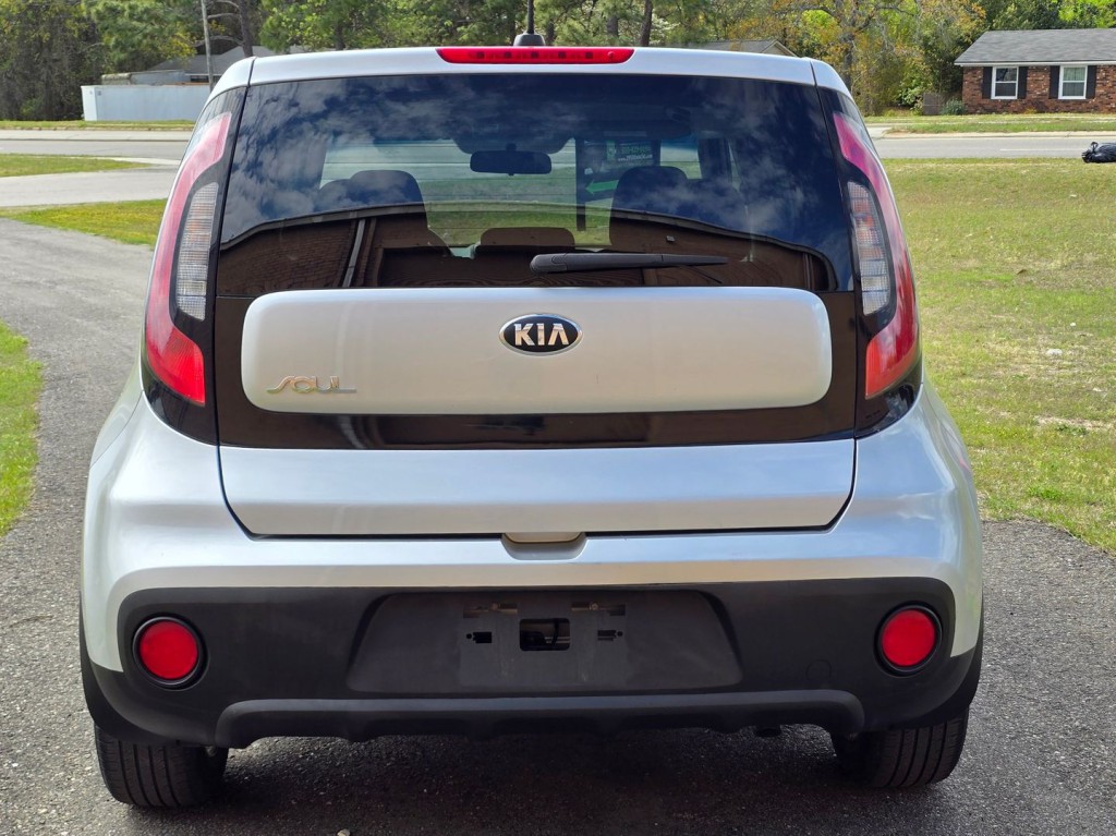 2017 Kia Soul Image 9