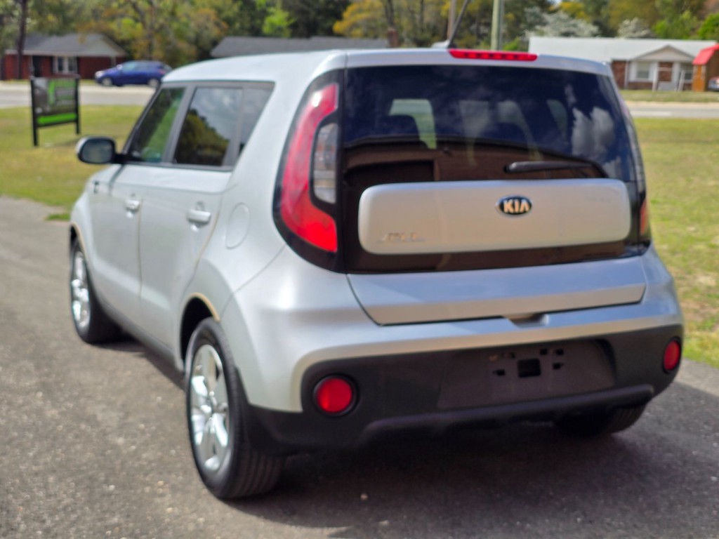 2017 Kia Soul Image 10