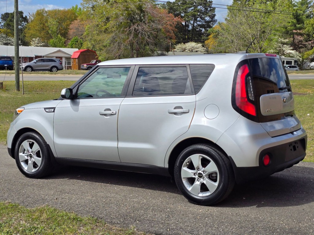 2017 Kia Soul Image 11