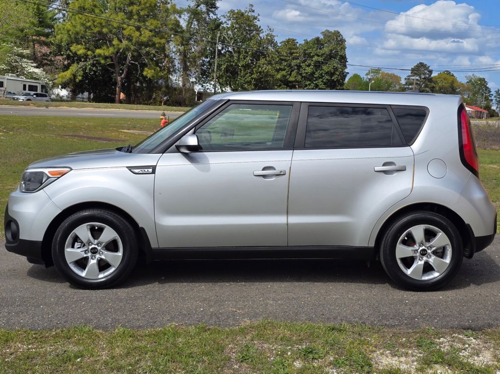 2017 Kia Soul Image 12